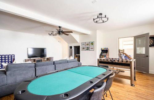 Golden Acres Ranch Hot Tub+Gameroom+Creek & wifi - Foto 31