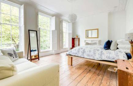 Georgian Residence - 4BR Modern Living, Sleeps 8! - Foto 6