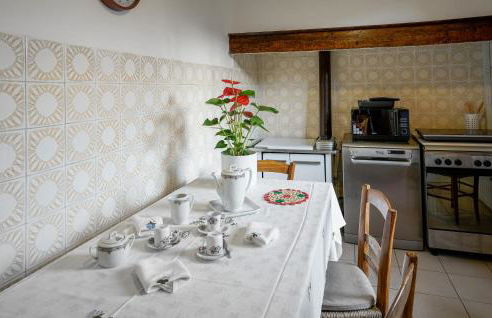 Awesome Apartment In Il Ferrone - Foto 11