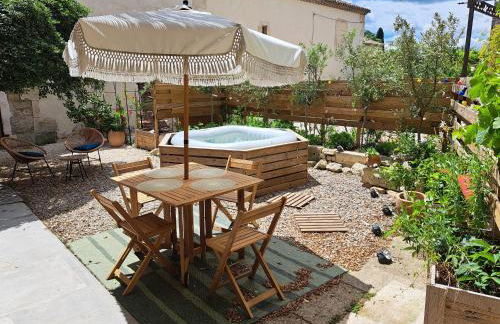 Un air de vignes, au cœur de Maussane, au calme - Foto 1