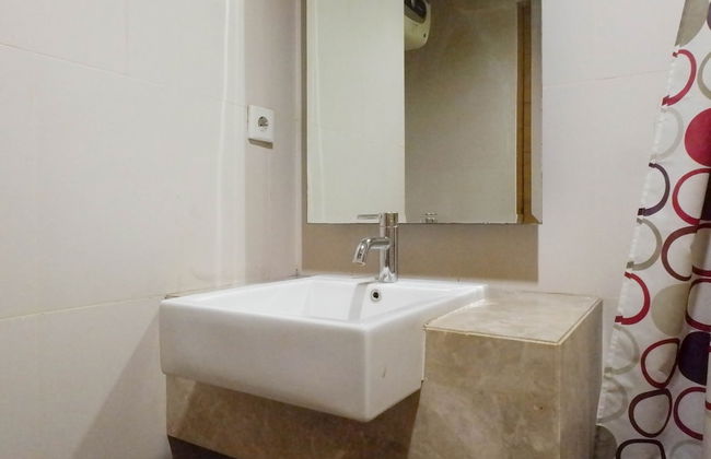 Modern 2Br Apartment At Aryaduta Residence Connected To Cito Mall - Photo 21
