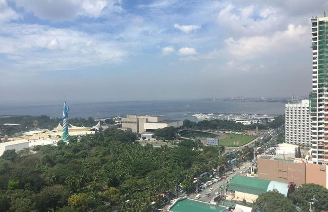 Condo Unit With Balcony in Manila - Foto 43