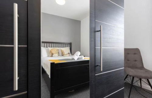 DiscountsContractorsWIFIFree ParkingSmart TV - Foto 8