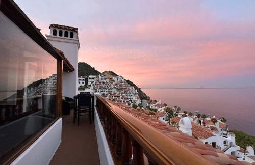 10-Star Condo 21 Steps from Top - Premium Ocean View Corner Unit Fireplace New Golf Cart - HC245 - Foto 2