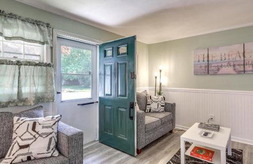 Less Than 2 Mi to Beach Cozy Cottage with Patio on Cape Cod - Photo 13