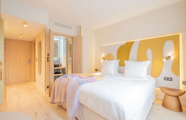 Yuna Porte Maillot - ApartHotel - Photo 21