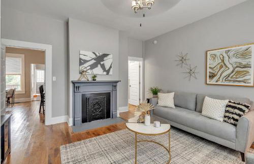 Recently Renovated Home in the Heart of Bellevue! home - Foto 1