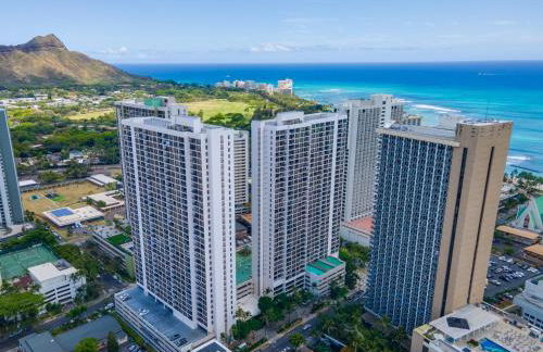 36Fl with Ocean View, Mins to Waikiki Beach, Parking - Foto 58