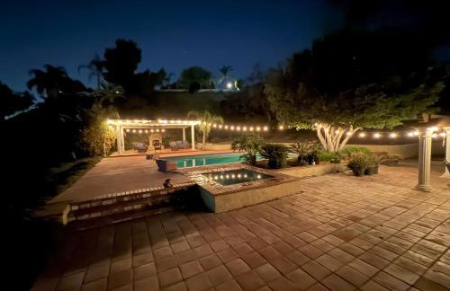 Riverside Views & Pool Retreat - Foto 14