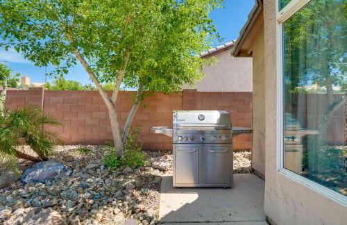 Near Golf and Hikes! Poolside Retreat in Phoenix - Foto 37