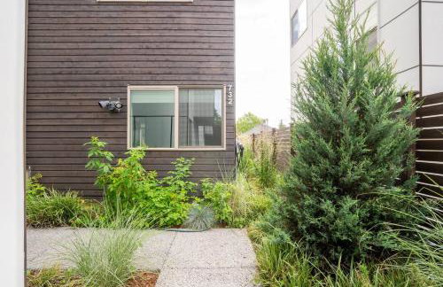 Stylish Urban Retreat w Rooftop Deck - Foto 42