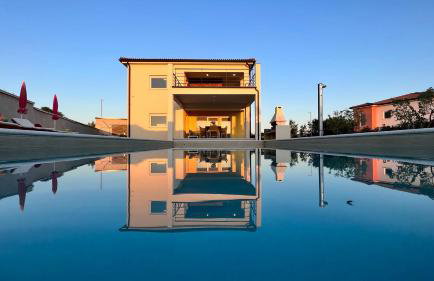 Villa Leandra - Foto 1