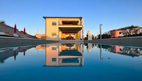 Villa Leandra - Photo 1