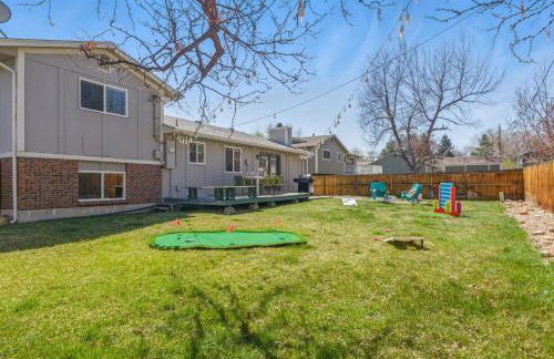 Spacious 4BD - Backyard BBQ, Fire Pit & Mini Golf - Foto 60