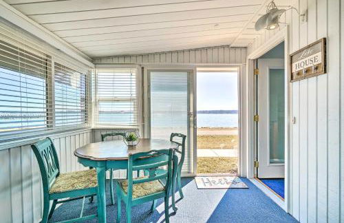 Lakefront Home with Rooftop Deck, Grill, Games! - Photo 38