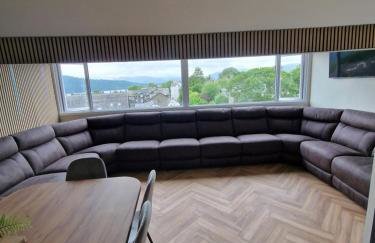 Townhouse - 6 Bed Hot Tub House - Photo 8