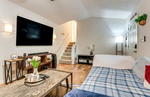 Easy I-20 Access to ATL Suburban Retreat with Yard - Foto 8