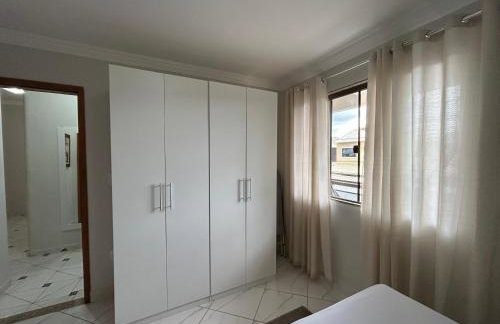 Apartamento sala e quarto com ar na Praia do Abricó - Foto 10
