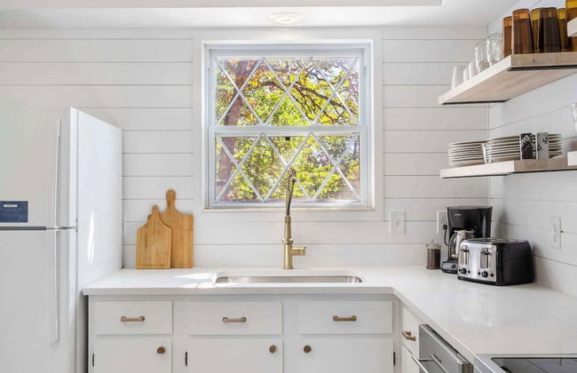 Tranquil Woods Retreat Branson - Photo 12