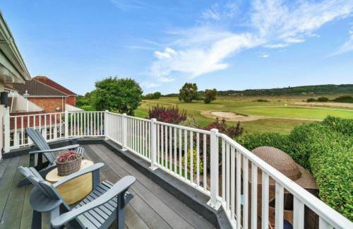 Relaxing Coastal Getaway Perfect for Families - Foto 2