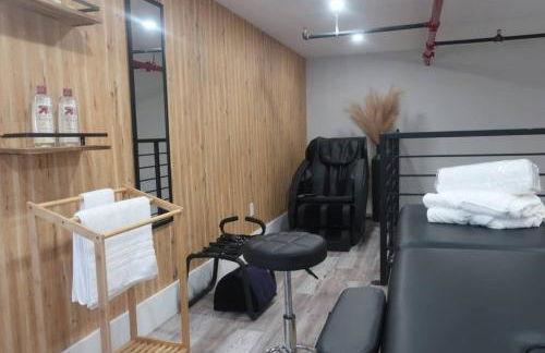 Brooklyn Bay Lofts - Modern Chic Rentals with Rooftop Terrace - Foto 12