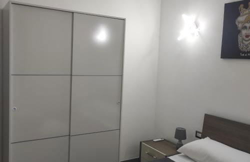 Villa Hippodrom-INDEPENDENT VILLA WITH POOL - Photo 14