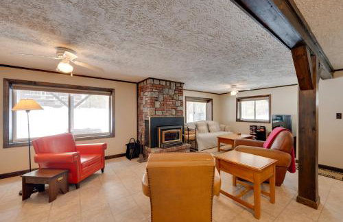 Hike & Ski: Cabin w/ Fireplace in Franconia! - Foto 2
