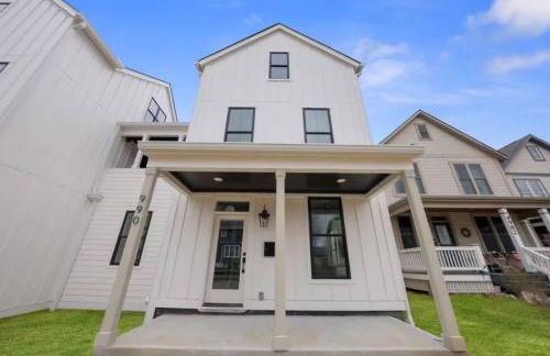 Jungle House Luxury Homes - Columbus Downtown Short North - Near Convention Center & Nationwide Arena - Sleeps up to 15 - Free Parking - Over 5,800 Five Stars - Foto 38