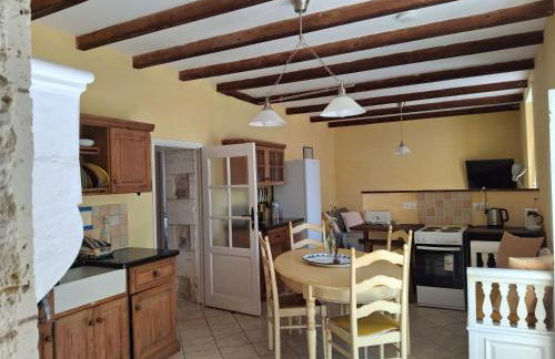 Les Volets Verts, ROUSSINES, CHARENTE, 16310 FRANCE - Foto 7