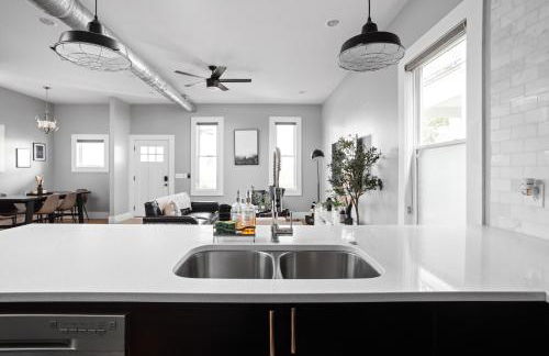 Chic Downtown Retreat Breweries, Murals & Music - Foto 13