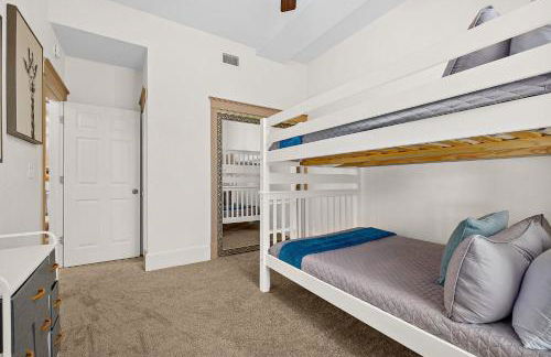 The Ray - 2nd Floor Historic Condo- Minutes Walk to Downtown - Foto 26