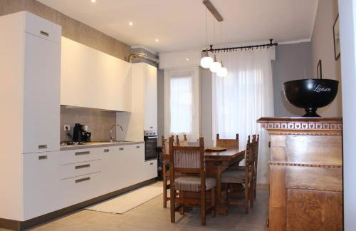 Apartment in Arona, Olivia's Home 100mt dal Lago - Foto 13