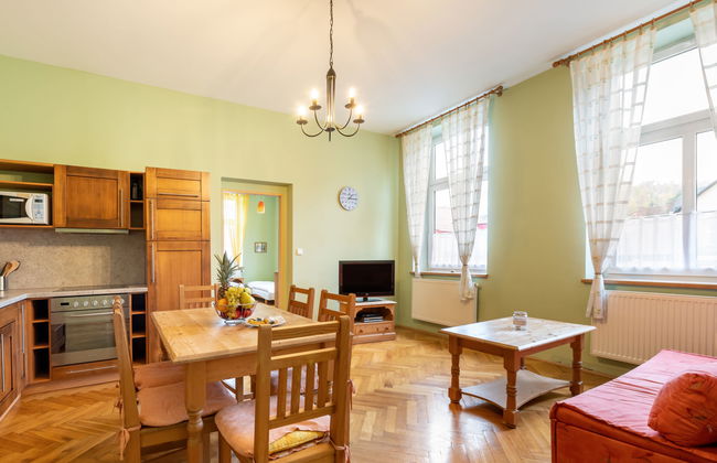 Base Camp 2 - Foto 1