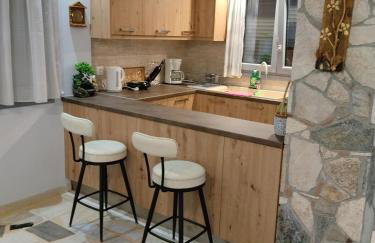 Grey house - Photo 2