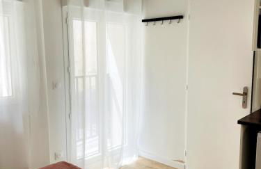 Studio climatisé, traversant avec verrière - Photo 8