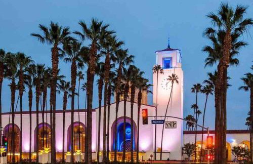 Cozy 2B1B Guest House with Private Entrance and Parking - Foto 41