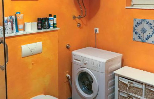 1 Bedroom Lovely Apartment In Nerezine - Foto 12