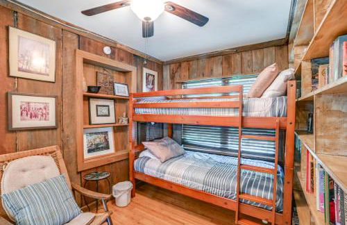 Screened Porch! Lakefront Gem in Boyds Branch Bay - Foto 13