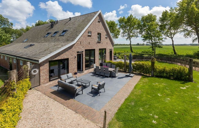 Family House With an Ideal Location, Private Terrace, Garden and Sauna - Foto 79