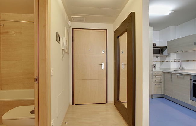 Apartamento Top Malaga Calle Pacifico con piscina y parking - Photo 12