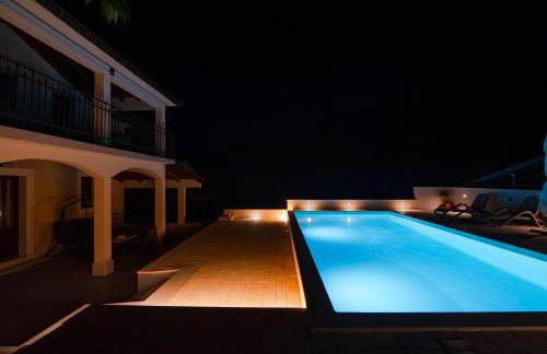 Stone house with 4 bedrooms and beautiful view - Foto 3