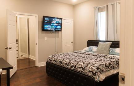 Incredible King Bed Room Private Bathroom - Foto 1