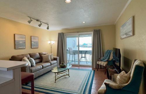 Poolside Island Condo - Foto 35