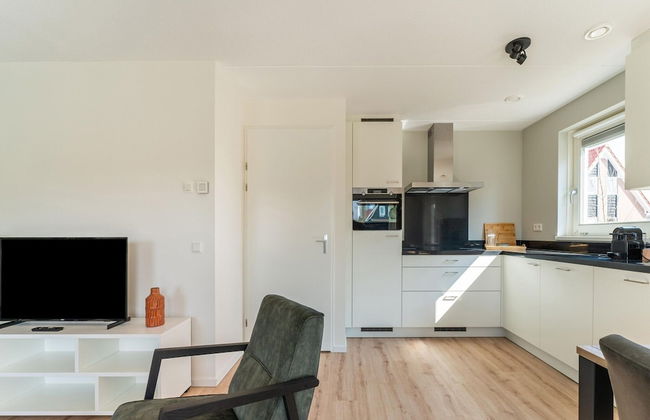 Holiday Home in Scherpenisse Near the Sea - Photo 10