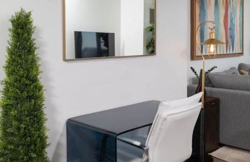 Upscale 1BR MIT Harvard WiFi Gym W D Parking - Foto 13