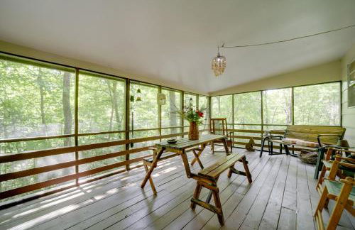 Smoky Mtn Hideaway Screened Porch and Fire Pit - Foto 21