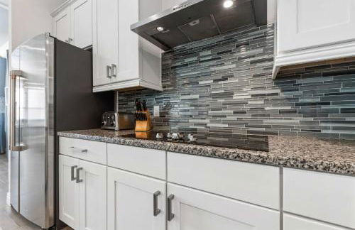 Happiest Home on Earth - Custom Pirate & Nature Bunks 8 King Suites Theater & Pool - Foto 54