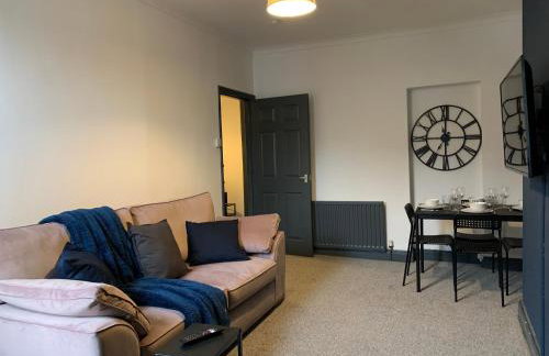Saltwell St - Delightful 3 Bedroom free parking free wifi - Foto 6