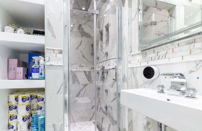 A Little Slice Of Luxury - Photo 26