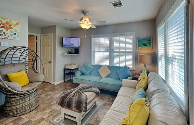 Blue Curlew - Photo 15